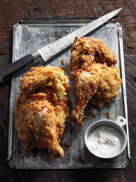 Cornmeal-Crusted Fried Chicken with White Barbecue Sauce Recipe | Leite ...