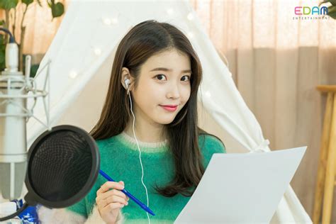 IU wins #1 + Performances from February 20th 