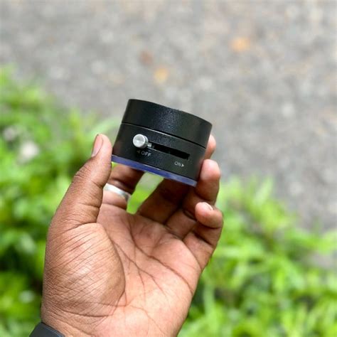 Vacuum Suction Phone Holder – Innovative Toggle Lock Design