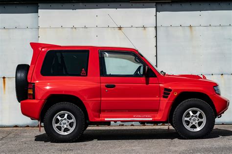 Mitsubishi Pajero Evolution