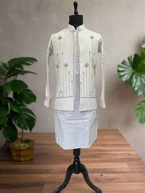 Men's Pure Cotton Eid Special Handcrafted Embellished Nehru Jacket Set ...