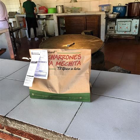 RESTAURANT CHICHARRONES DONA MECHITA, Santa Cruz - Restaurant Reviews ...