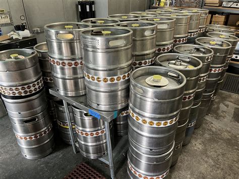 [LOT] of (25) Stainless Kegs, half keg