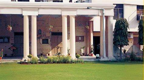 IIMT College of Medical Science Hostel Fees: Rooms, Food & Rules, Meerut