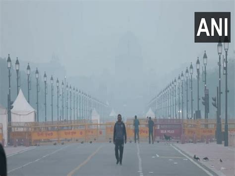 Day after Diwali, Delhi's air quality in 'very poor' category