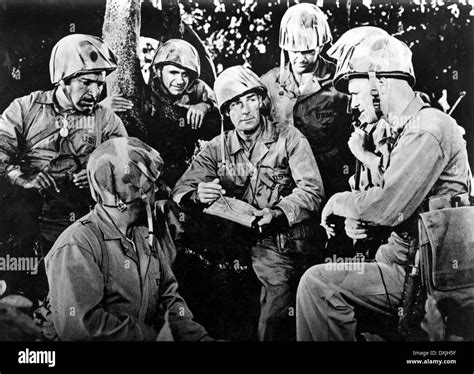 GUNG HO!: THE STORY OF CARLSON'S MAKIN ISLAND RAIDERS Stock Photo - Alamy