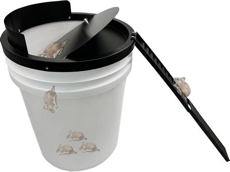 Amazon.com : Bucket Lid Mouse Trap Metal 5 Gallon Bucket lid,Strong ...