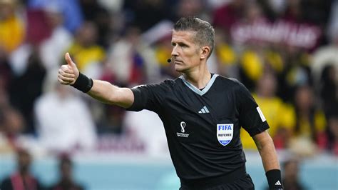 Best Fifa Referee In The World at Jane Rodriquez blog