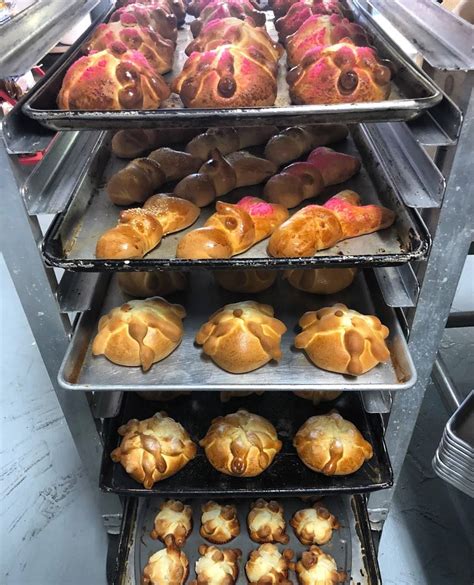 Mi Panaderia La Michoacana, 4474 E Belmont Ave, Fresno, CA 93702, USA