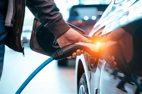 Electrified vehicle sales in Europe hit record 2.59 million units in ...