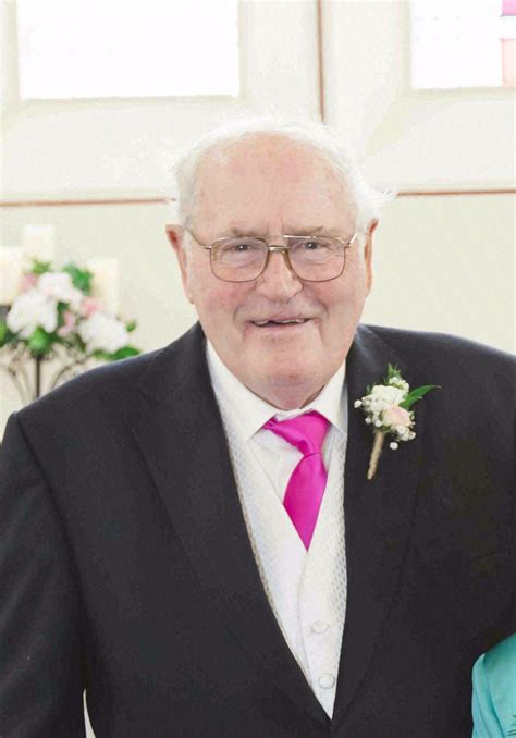 Mattie Donnelly - Midwest Radio