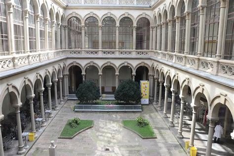 Lovely Courtyards - Facultat de Medicina Universitat de Barcelona ...