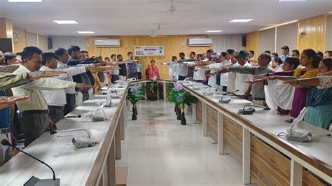National anthem “Vande Mataram@150” was sung in chorus at the offices ...