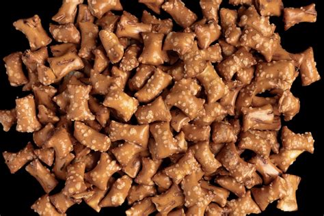 Peanut Butter Filled Pretzels – Tom Sturgis Pretzels