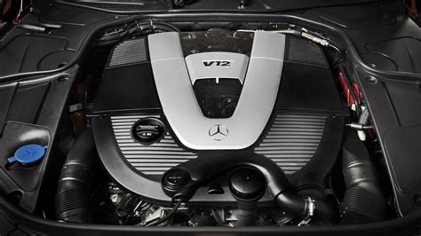 舍棄渦輪，法拉利確定旗艦V12引擎將維持自然吸氣 - YouTube
