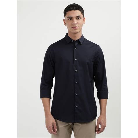 Buy Calvin Klein Men Navy Blue Slim Fit Solid Shirt Online