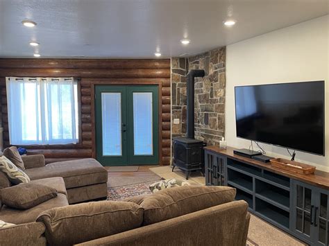 Bear River Lodge - Utah's Adventure Family
