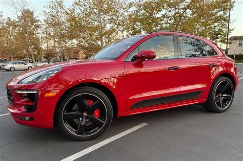 2017 Porsche Macan GTS VIN: WP1AG2A54HLB56380 for Sale - Cars & Bids