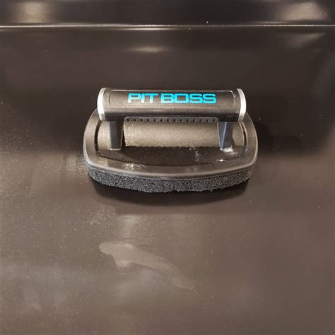 Pit Boss 5-Piece Ultimate Griddle Tool Kit (40941) | Friendly Fires