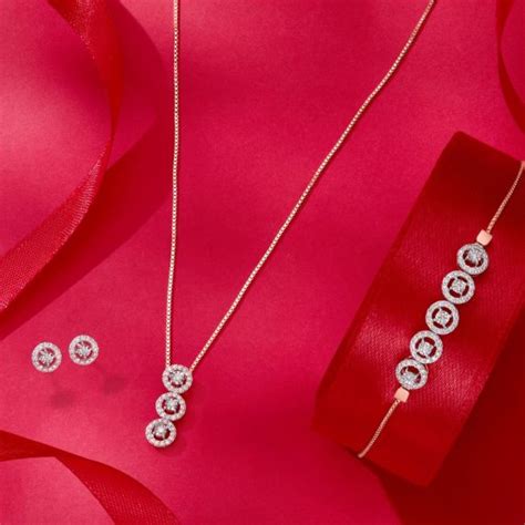 Buy Spherical Fused Diamond Jewellery Set OBX23001-DA00X0C Online at ORRA.
