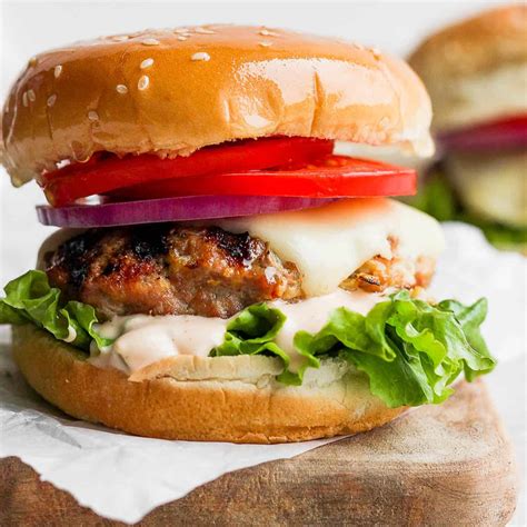 Juicy Turkey Burgers Recipe