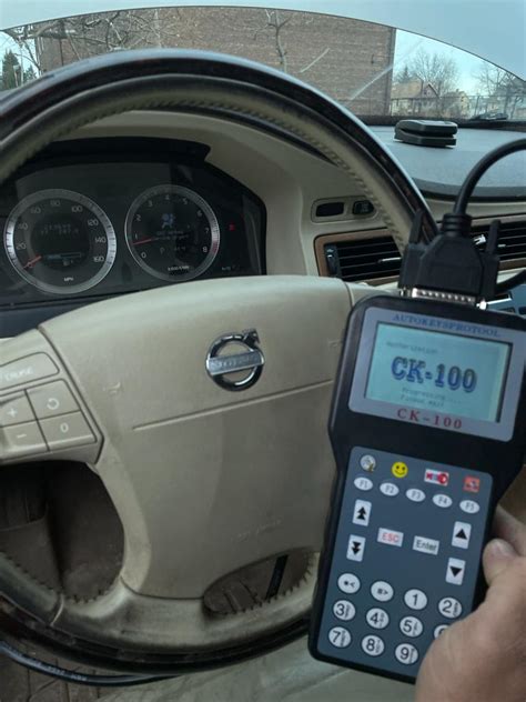 Image result for Volvo C70 Key Replacement