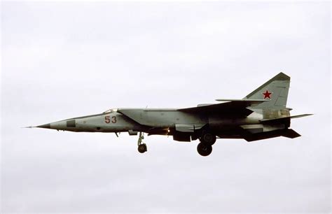 'Mach 3 on the Rocks': This Russian fighter jet carried 76 gallons of ...