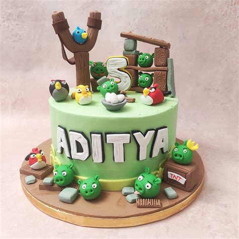 Angry Birds Cake | Angry Bird Theme Cake | Game Theme Cake – Liliyum ...