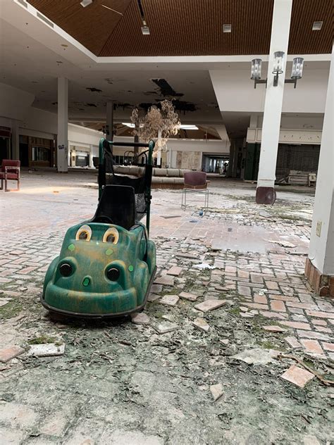 Westland mall, Columbus Oh : r/deadmalls