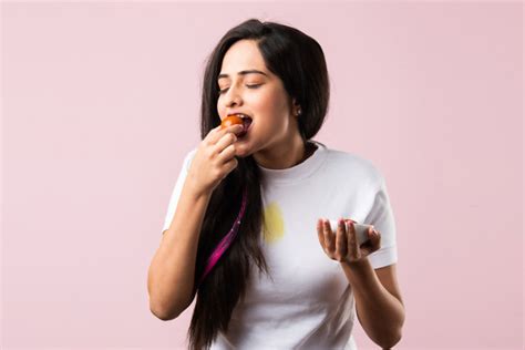 How to Remove Dessert and Pudding Stains? | Get Set Clean