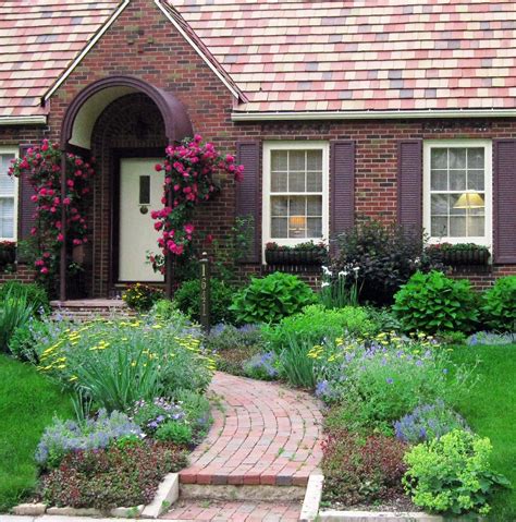 small house front yard design