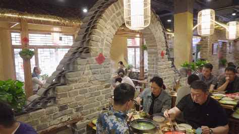 餐饮市场迎合年轻人需求 小酒馆在温州兴起 - 永嘉网