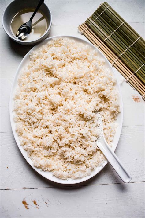 How to Make Sushi Rice in a Rice Cooker