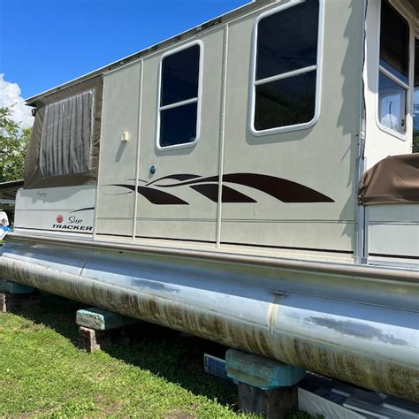 Pontoon Graphics 的图像结果