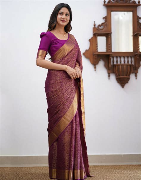 Magenta Banarasi Soft Silk Saree With Weaving Work – Sareewave
