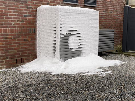 Don't Use Emergency Heat on Your Heat Pump Unless You Must