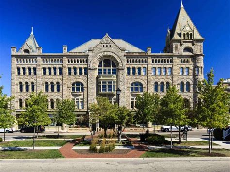 These Ohio Libraries Are So Beautiful That They Belong In A Storybook