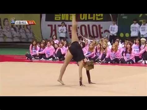 WJSN Cheng Xiao (우주소녀 성소)- Rhythmic Gymnastics hoof (리듬체조 후프!) - YouTube