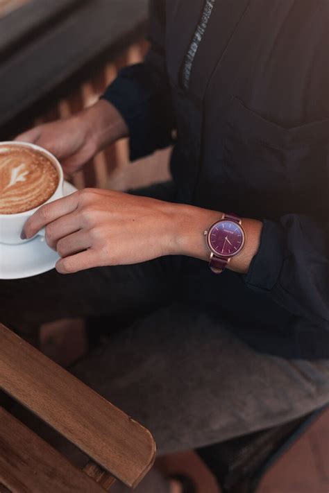 Unique Handcrafted Watches : Woodstone
