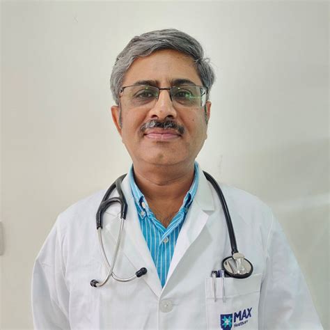 Dr. Arvind Makker - Cardiac Sciences, Book Online Appointment, Video ...