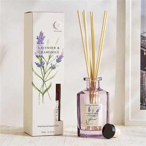Buy Utopia Refresh Bouquet Lavender and Chamomile Reed Diffuser Set ...