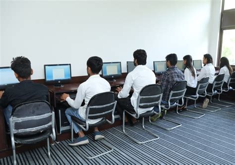 Master of Computer Application 的图像结果