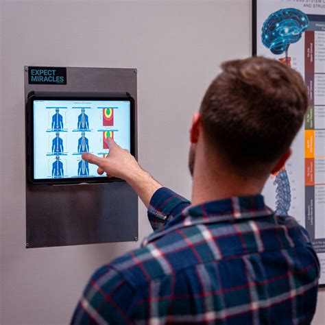 Why Chiropractors Make Great Herniated Disc Doctors