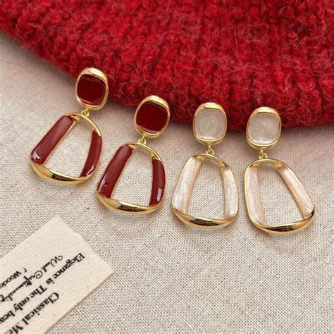 BlingVows – Best Imitation & Anti Tarnish Jewelry Wholesaler