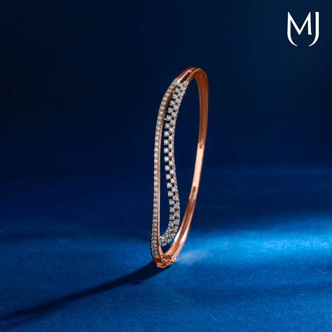 Buy Diamond Bracelet for Women Online India - Manubhai Jewellers
