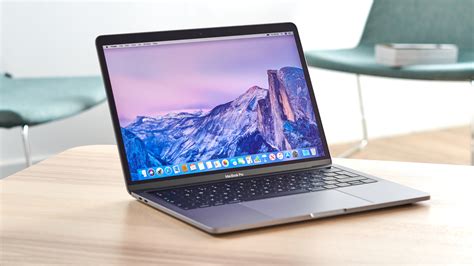 新老对比：2018年MacBook Pro相比2017款更新了什么？_TechWeb