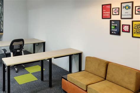 Desqworx Iris tech park at INR 300/day - Coworking Space for a Day ...