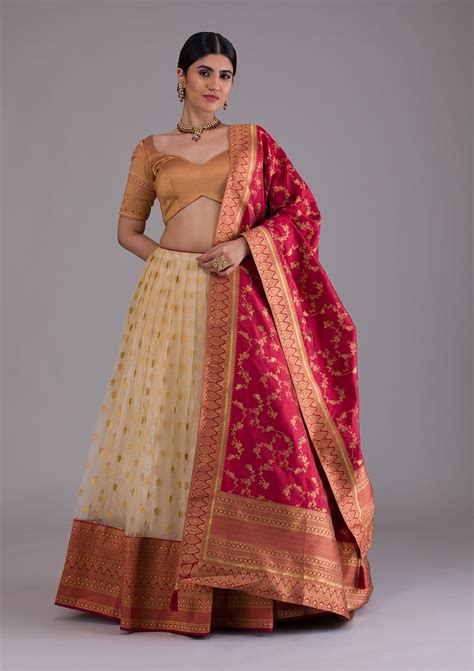 Gold Lehenga - Buy Trendy Golden Colour Lehenga Choli Online – Koskii