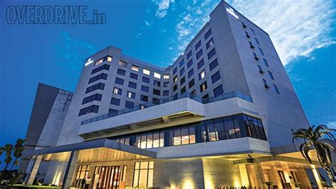 Live life in OVERDRIVE: Mercedes-Benz Starstruck - Overdrive