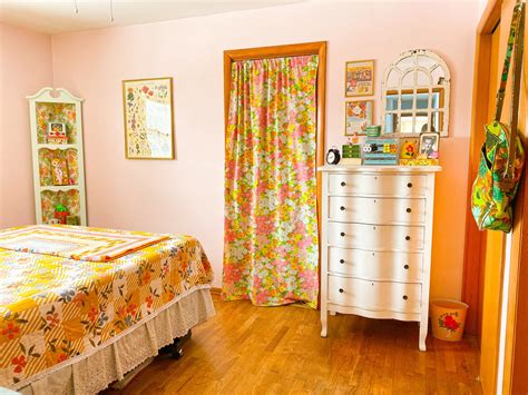 Pink Vintage 1960s 1970s Thrifted Bedroom Tour — Emily Retro - Vintage ...